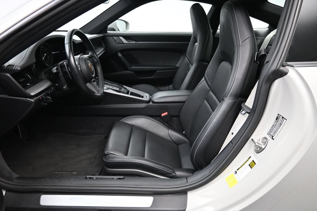 Certified 2022 Porsche 911 Carrera RWD image 25