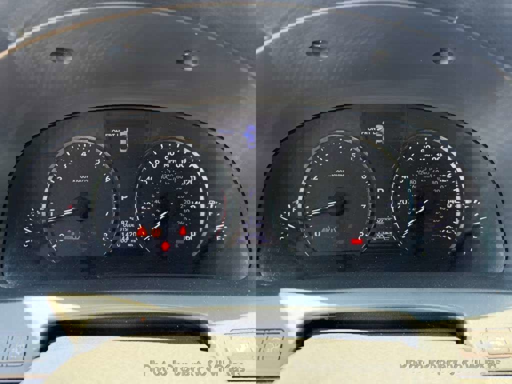 Used 2013 Lexus LS 460 w/ Comfort Pkg RWD image 16