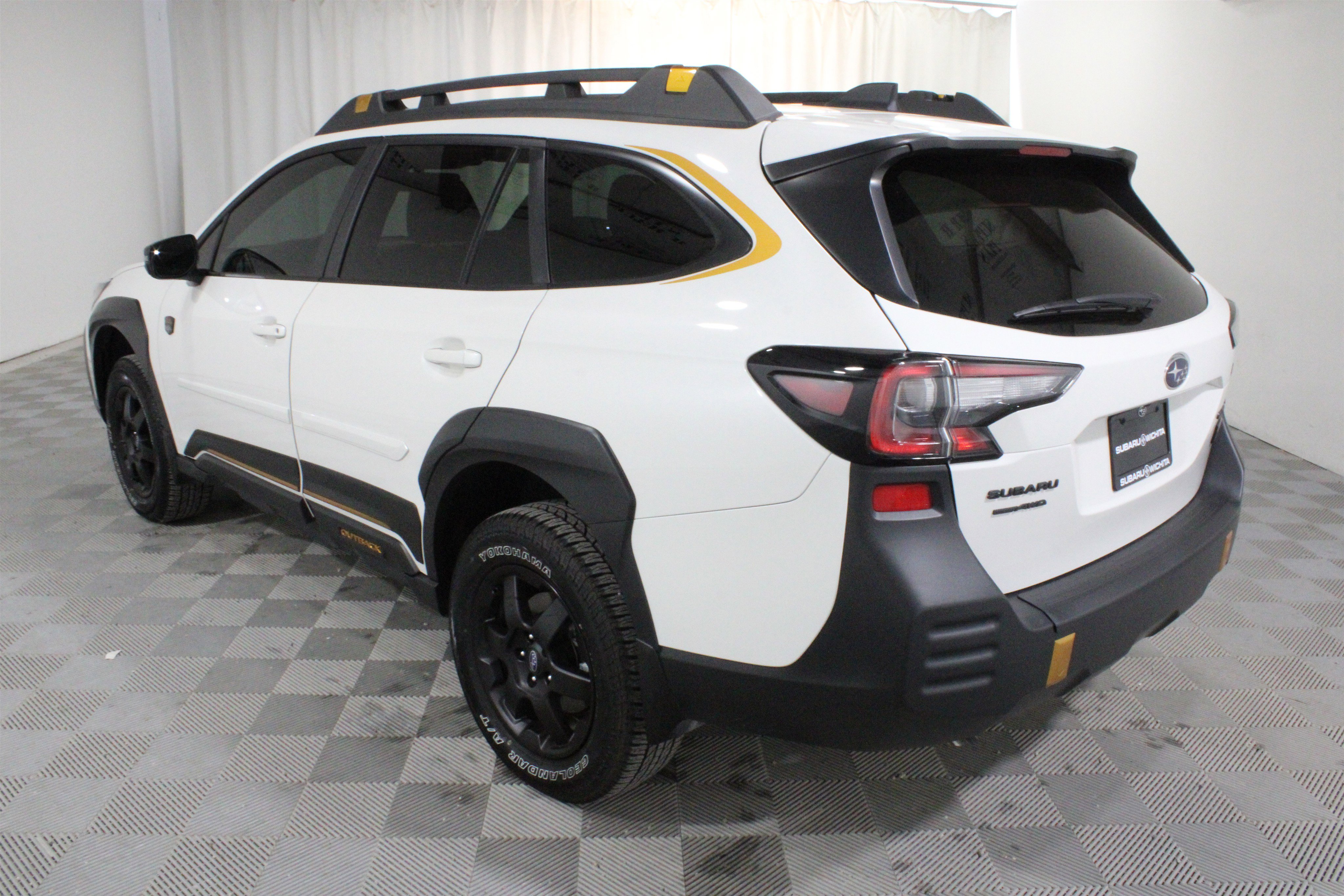 Certified 2025 Subaru Outback Wilderness AWD/4WD image 30