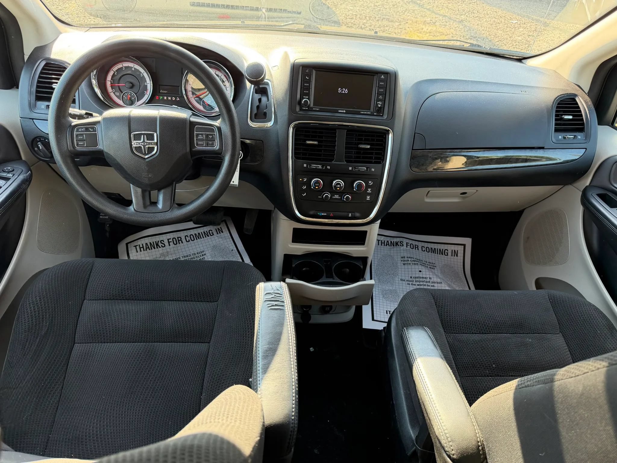 Used 2019 Dodge Grand Caravan SE w/ UConnect Hands-Free Group FWD image 30