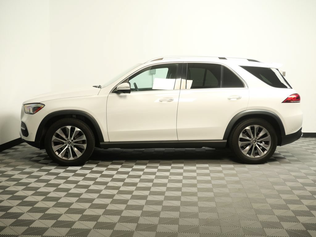 Used 2022 Mercedes-Benz GLE 350 4MATIC w/ Premium Package image 4
