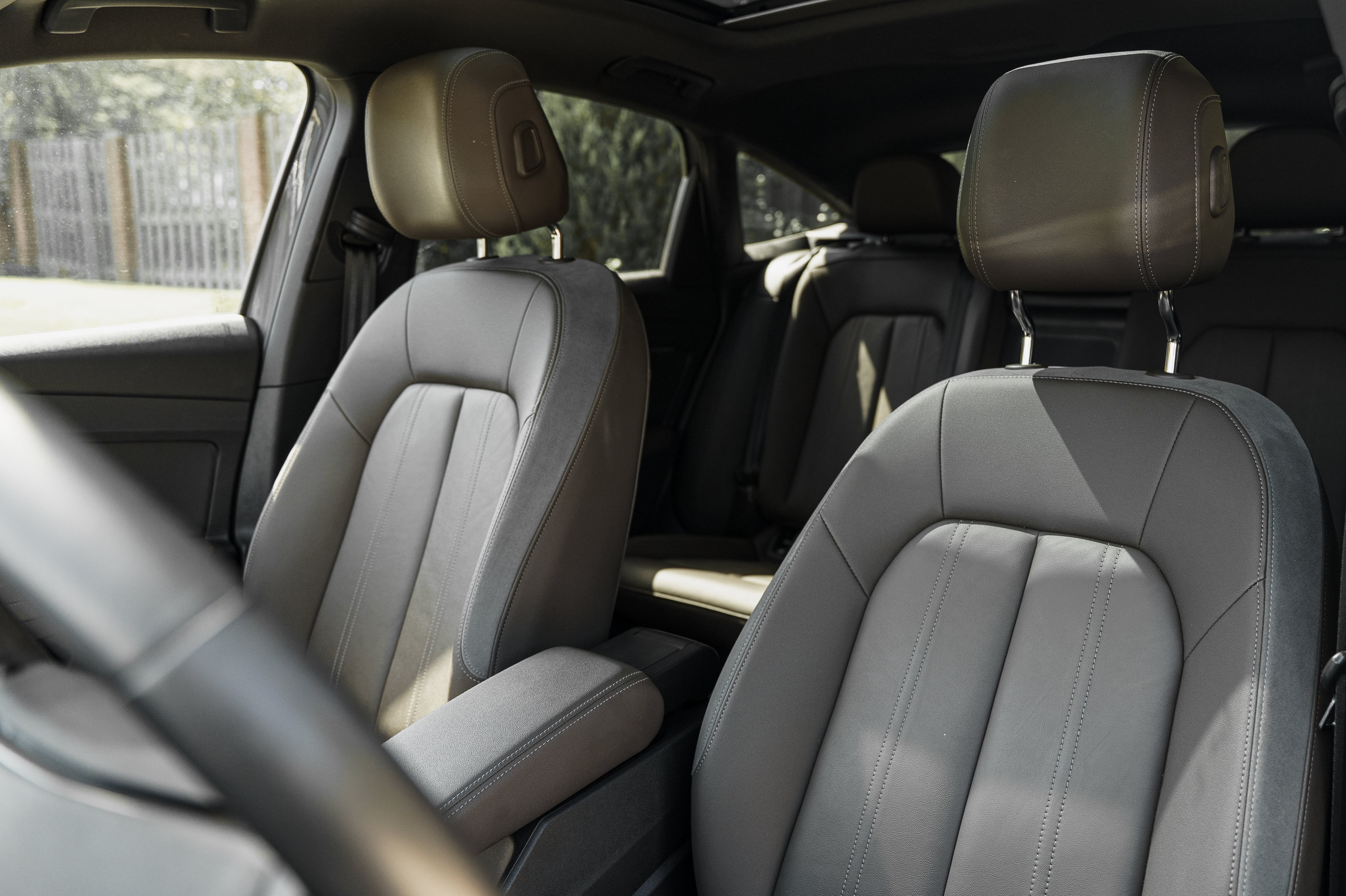 Certified 2023 Audi Q4 e-tron Premium AWD/4WD image 17