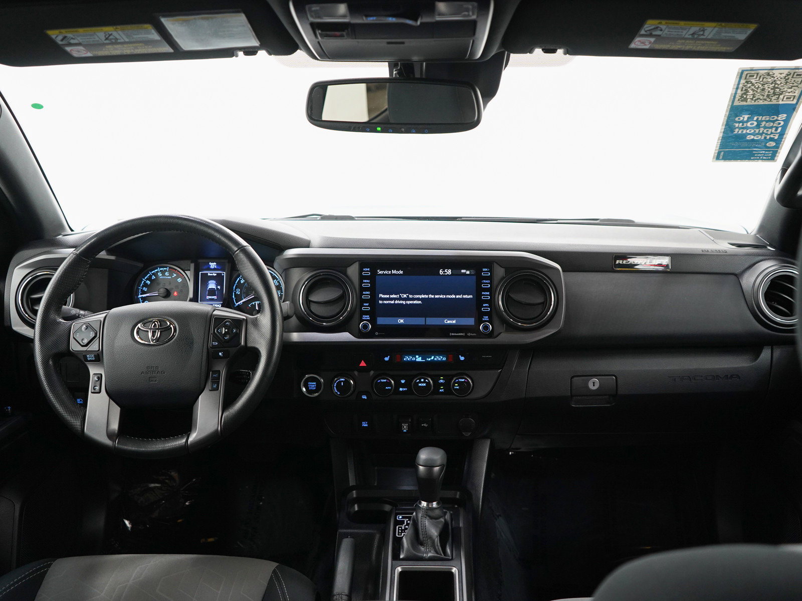 Used 2020 Toyota Tacoma TRD Sport AWD/4WD image 13