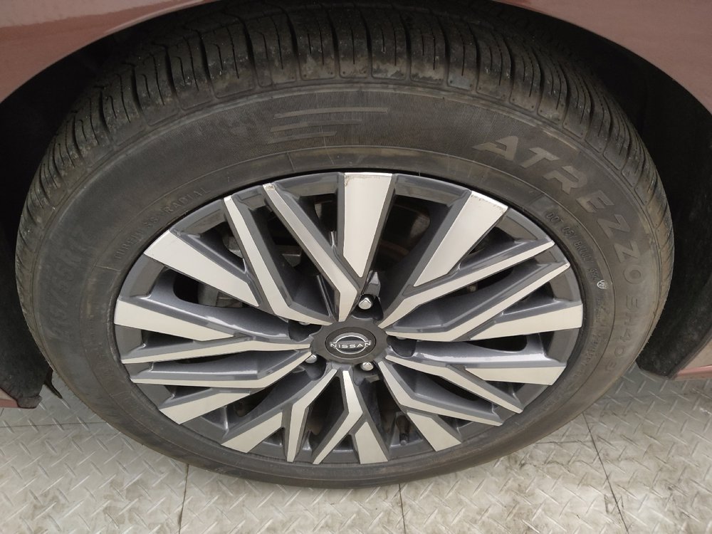 Used 2024 Nissan Altima 2.5 SV image 31