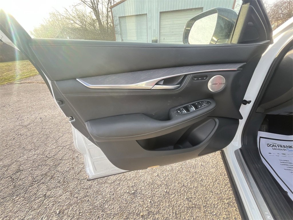 Used 2024 INFINITI QX55 Sensory w/ Lighting Package image 13