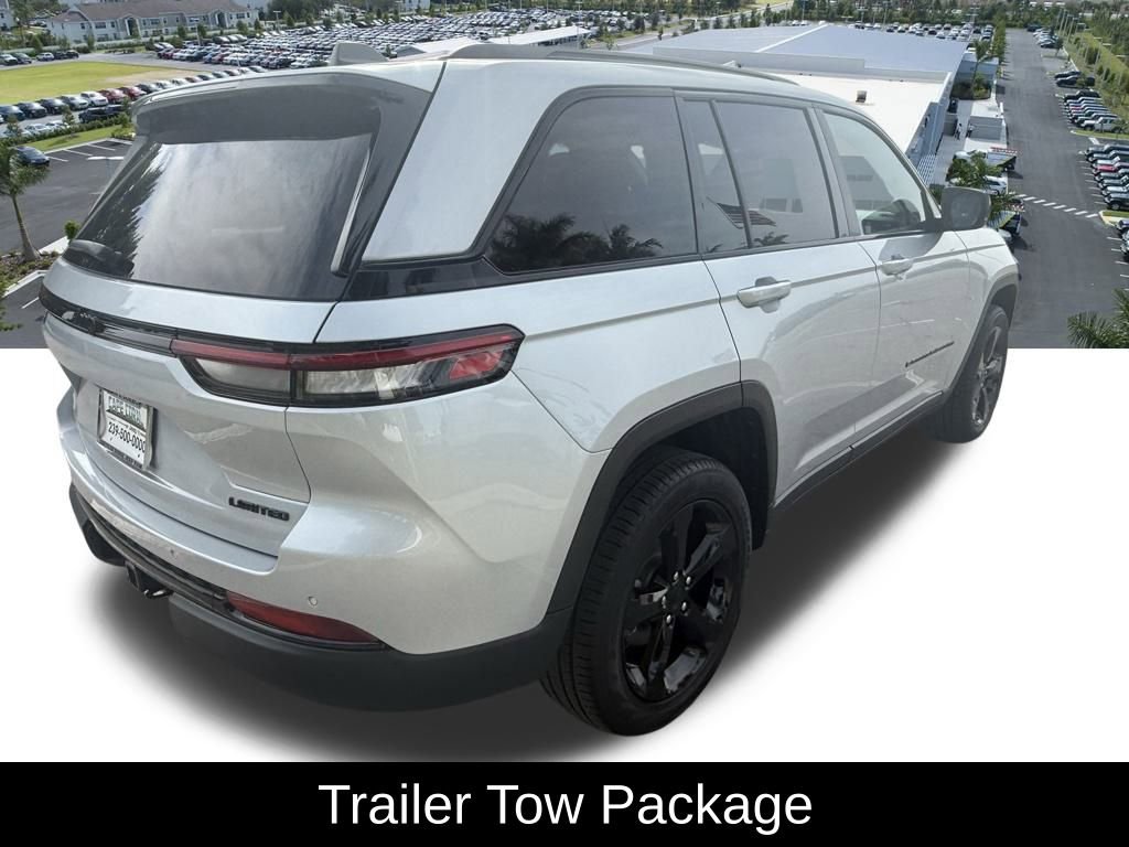 Certified 2025 Jeep Grand Cherokee Limited w/ Black Appearance Package image 4