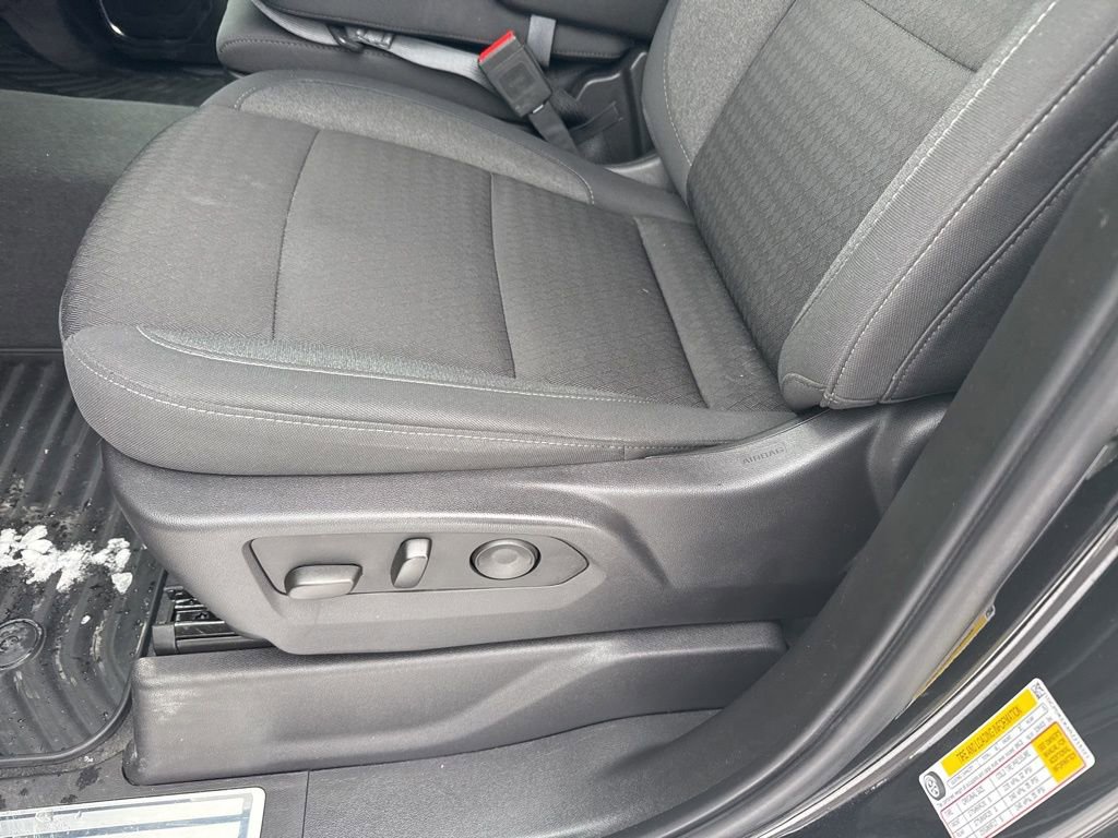 Used 2024 Chevrolet Silverado 1500 LT image 18