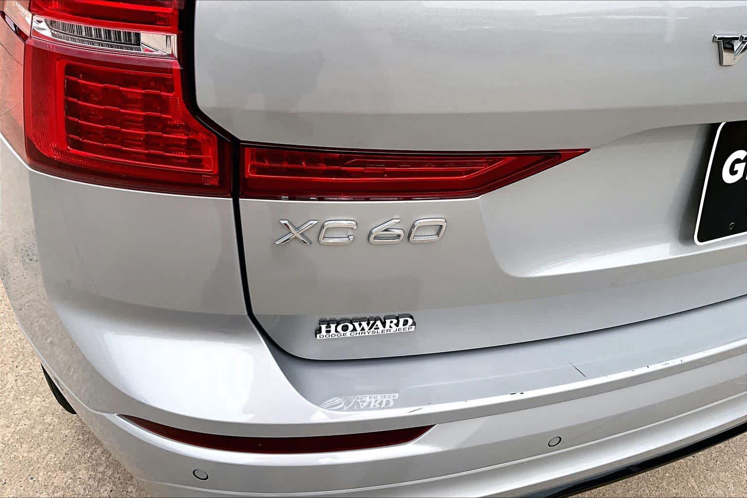 Used 2025 Volvo XC60 B5 Plus AWD/4WD image 30