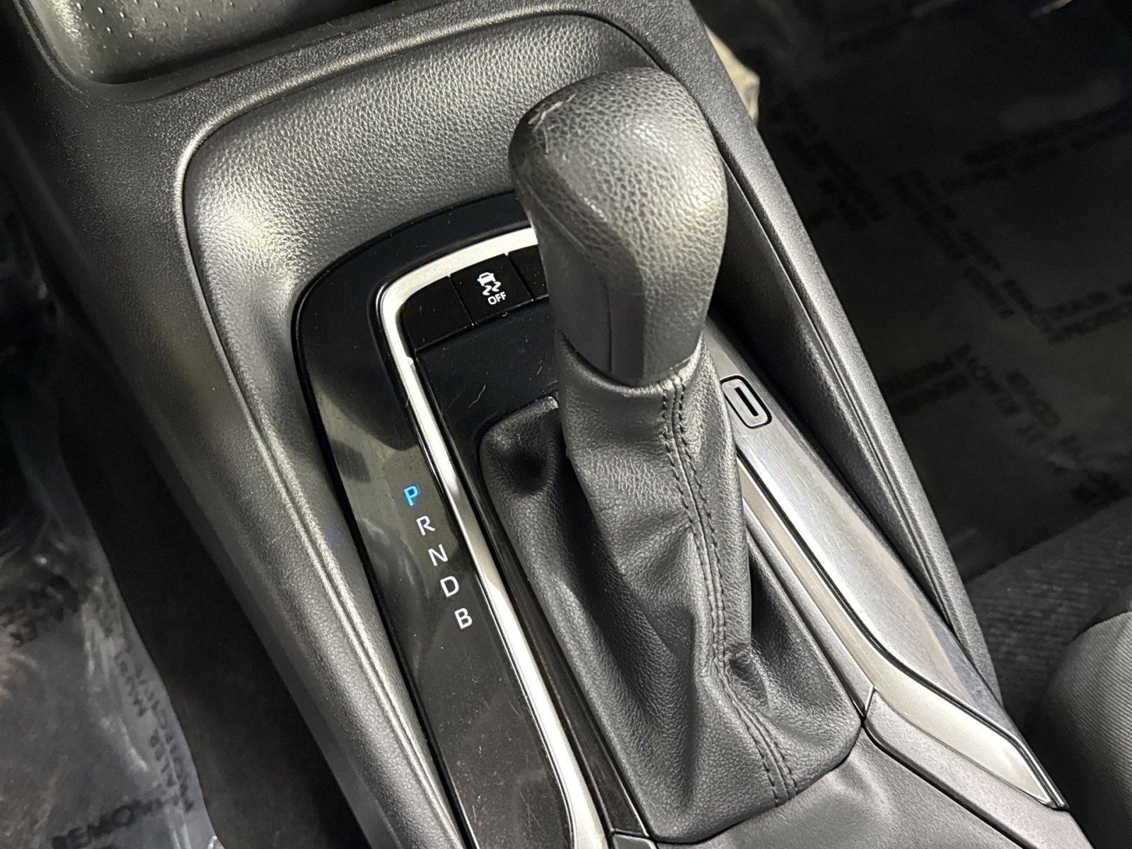 Used 2023 Toyota Corolla LE image 26