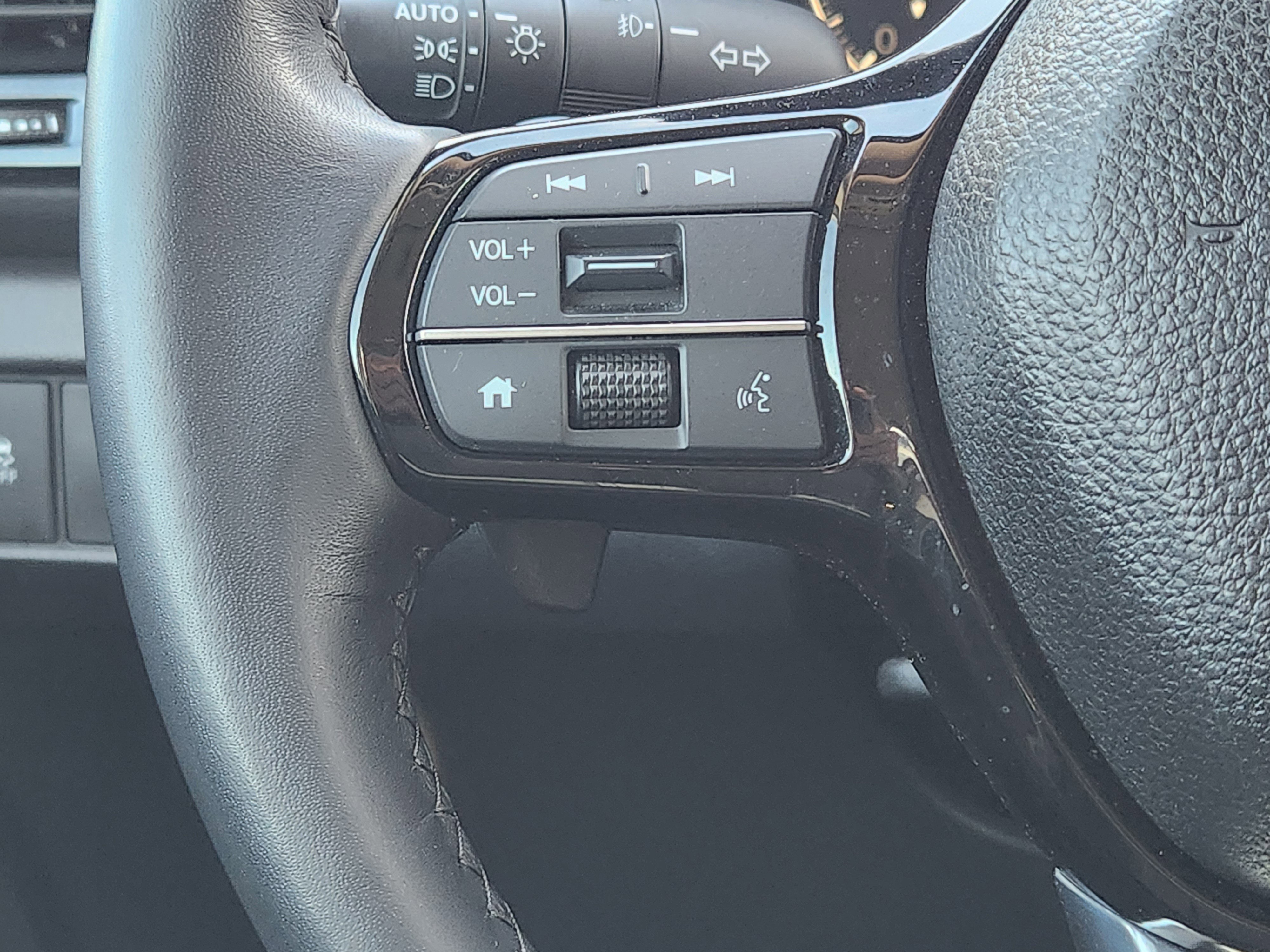 Used 2023 Honda Pilot EX-L image 27