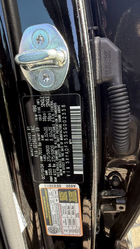 Used 2025 Kia EV9 Land AWD/4WD image 5