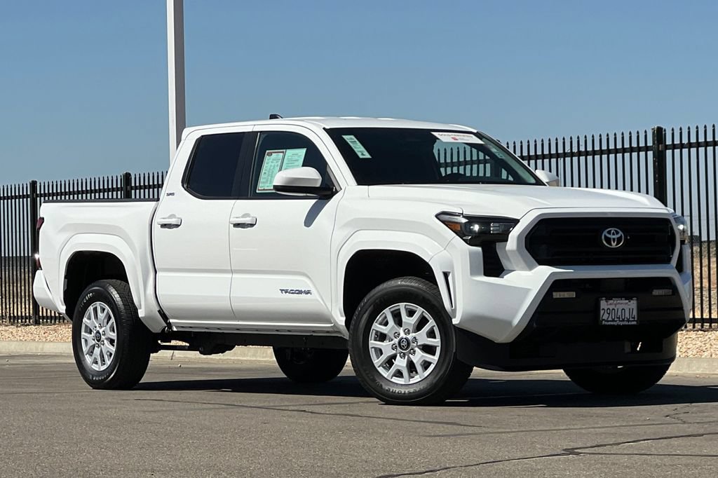 Certified 2025 Toyota Tacoma SR5 AWD/4WD video 2