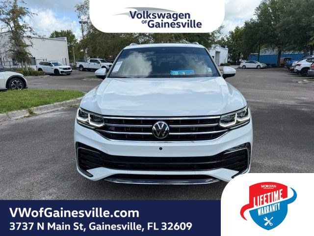 Certified 2024 Volkswagen Tiguan SEL R-Line AWD/4WD image 2