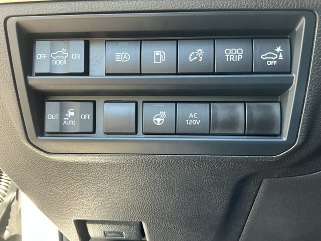 Certified 2025 Toyota Tundra Capstone AWD/4WD image 30