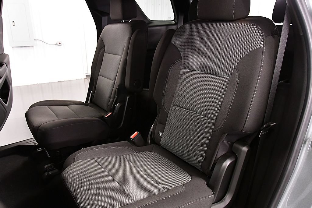 Used 2023 Chevrolet Traverse LT AWD/4WD image 29