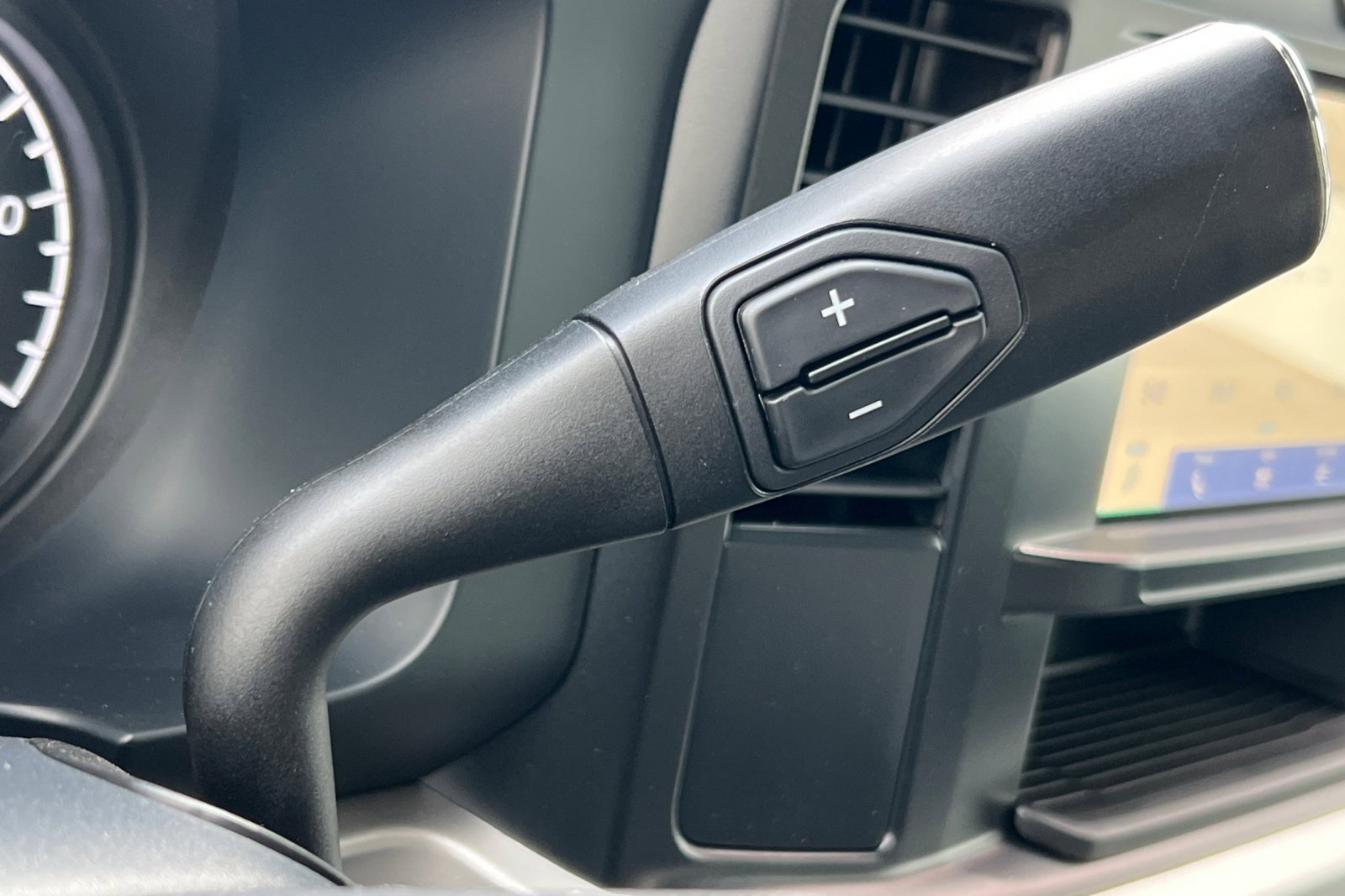 New 2026 Ford F250 XL w/ XL Chrome Package image 21