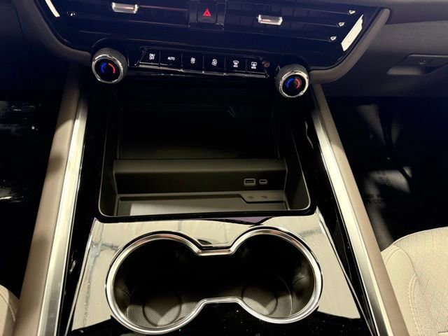 New 2026 Chevrolet Suburban LS w/ LPO, Dark Essentials Package image 39