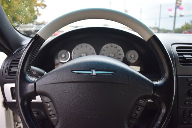 Used 2003 Ford Thunderbird image 24