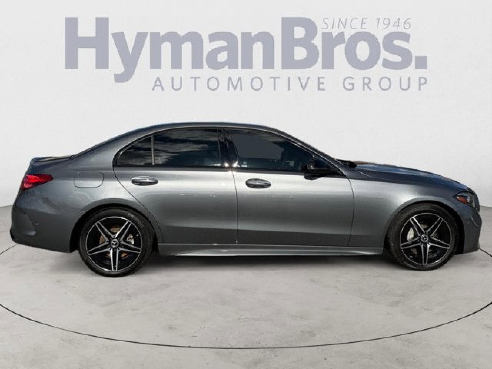 Used 2024 Mercedes-Benz C 300 4MATIC Sedan image 2