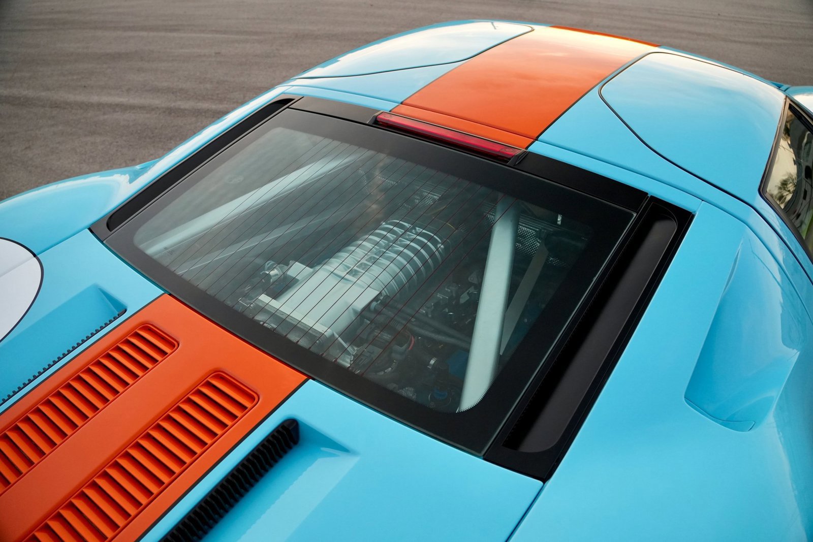 Used 2006 Ford GT image 18