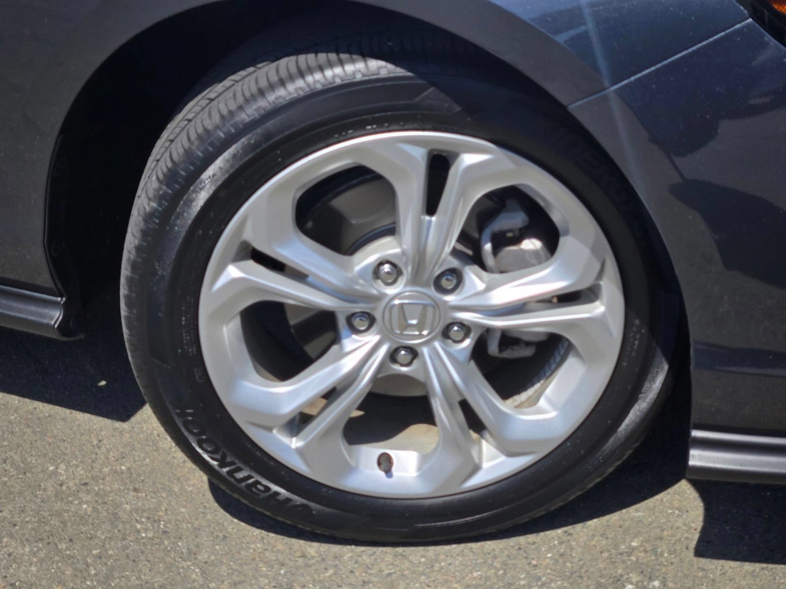 Used 2023 Honda Accord LX image 9