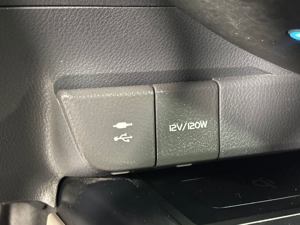 Used 2019 Toyota Camry XLE w/ Driver Assist Package FWD image 28