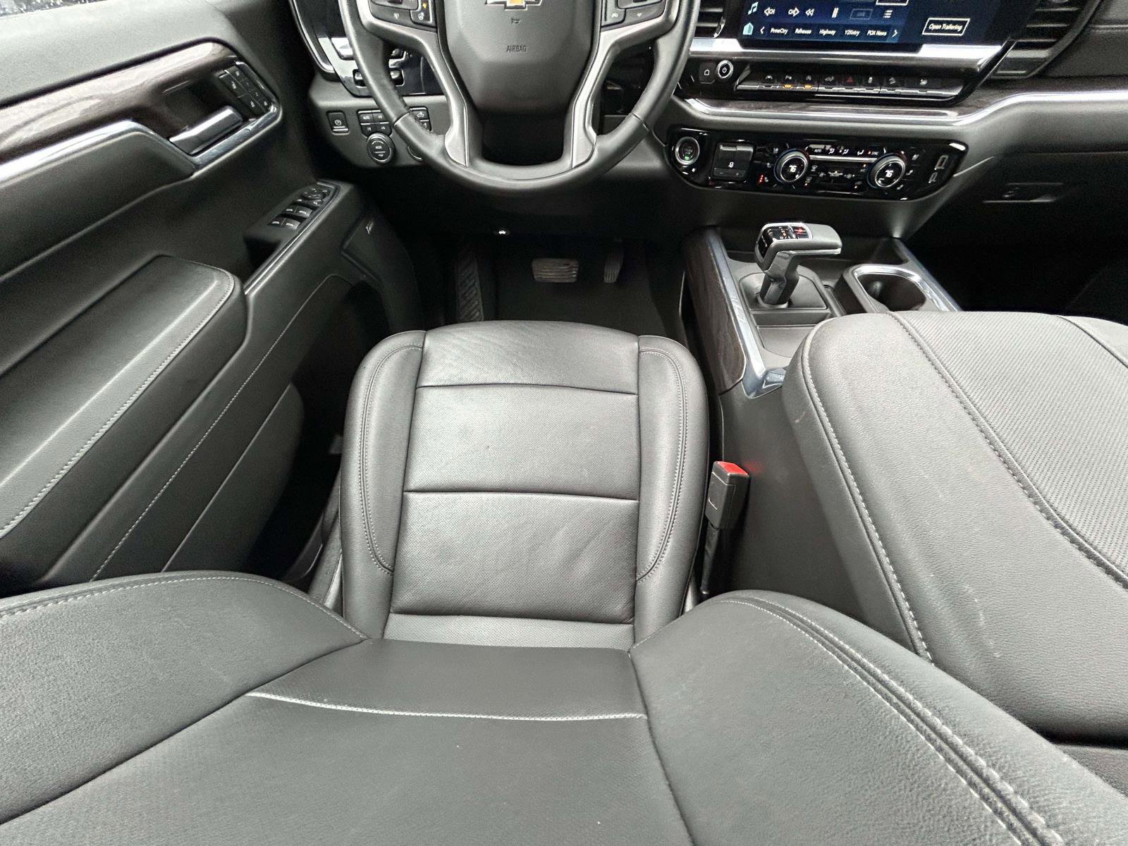 Used 2024 Chevrolet Silverado 1500 LTZ image 13