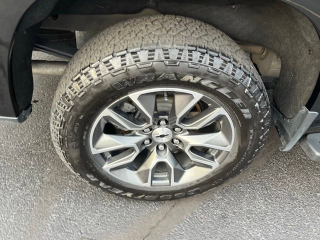 Used 2023 Chevrolet Silverado 1500 RST image 10