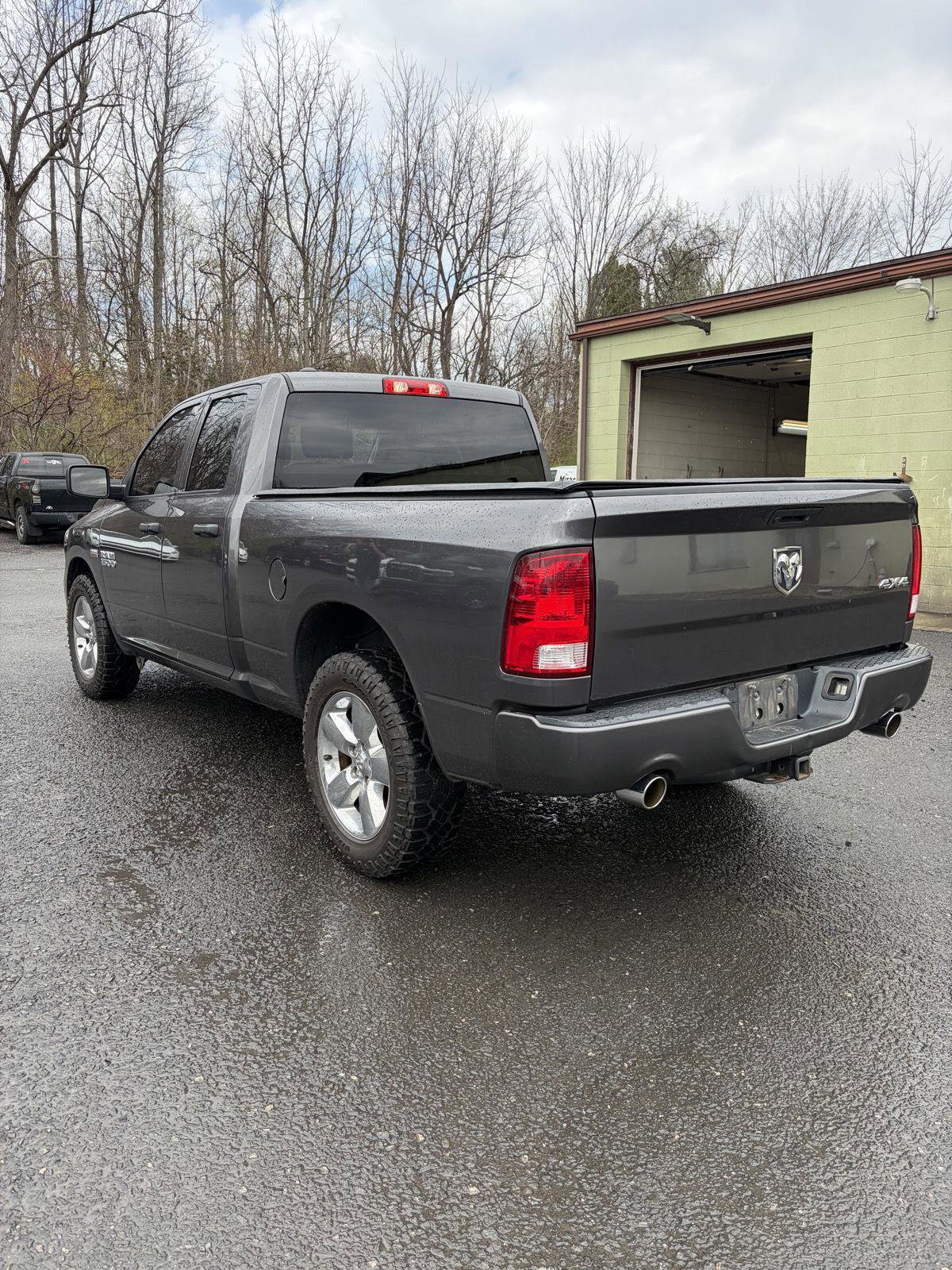 Used 2018 RAM 1500 Express w/ Express Value Package image 5