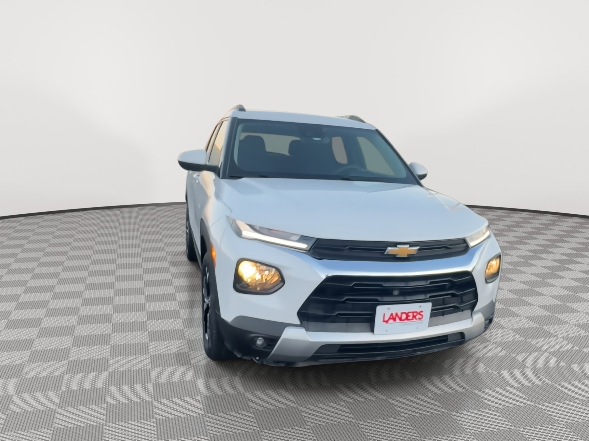 Used 2022 Chevrolet TrailBlazer LT w/ Convenience Package image 3