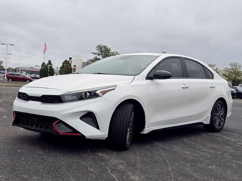 Used 2023 Kia Forte GT-Line w/ GT-Line Premium Package FWD image 11