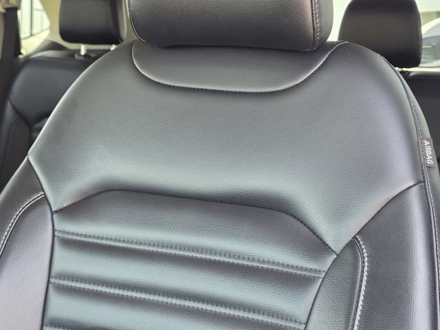 Used 2024 Ford Edge SEL AWD/4WD image 15