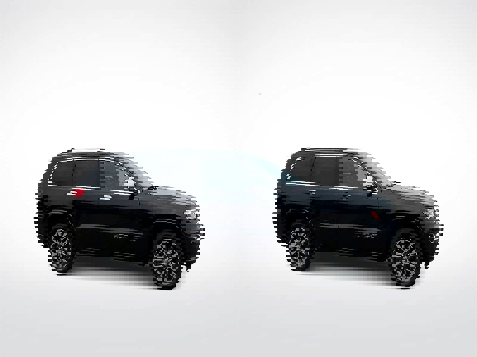 Used 2017 Jeep Grand Cherokee Overland w/ Jeep Active Safety Group image 8