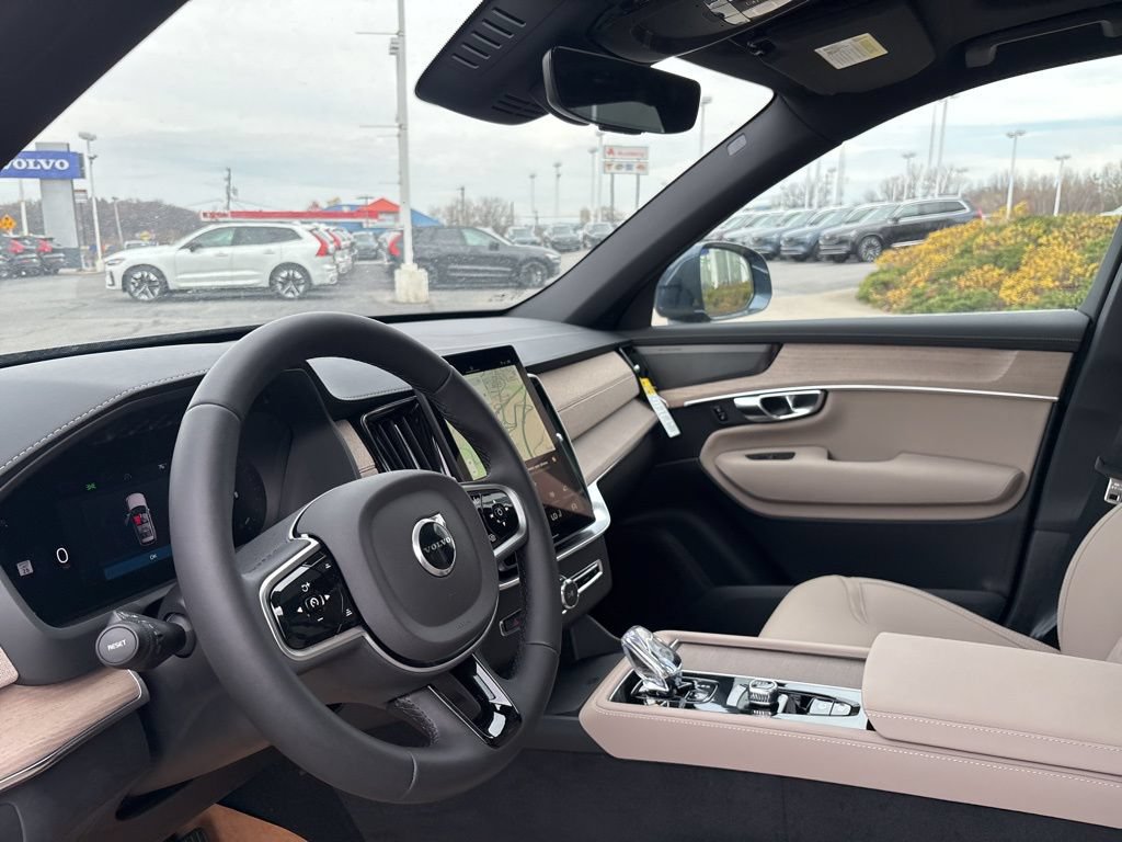New 2026 Volvo XC90 B6 Plus w/ Protection Package Premier AWD/4WD image 19