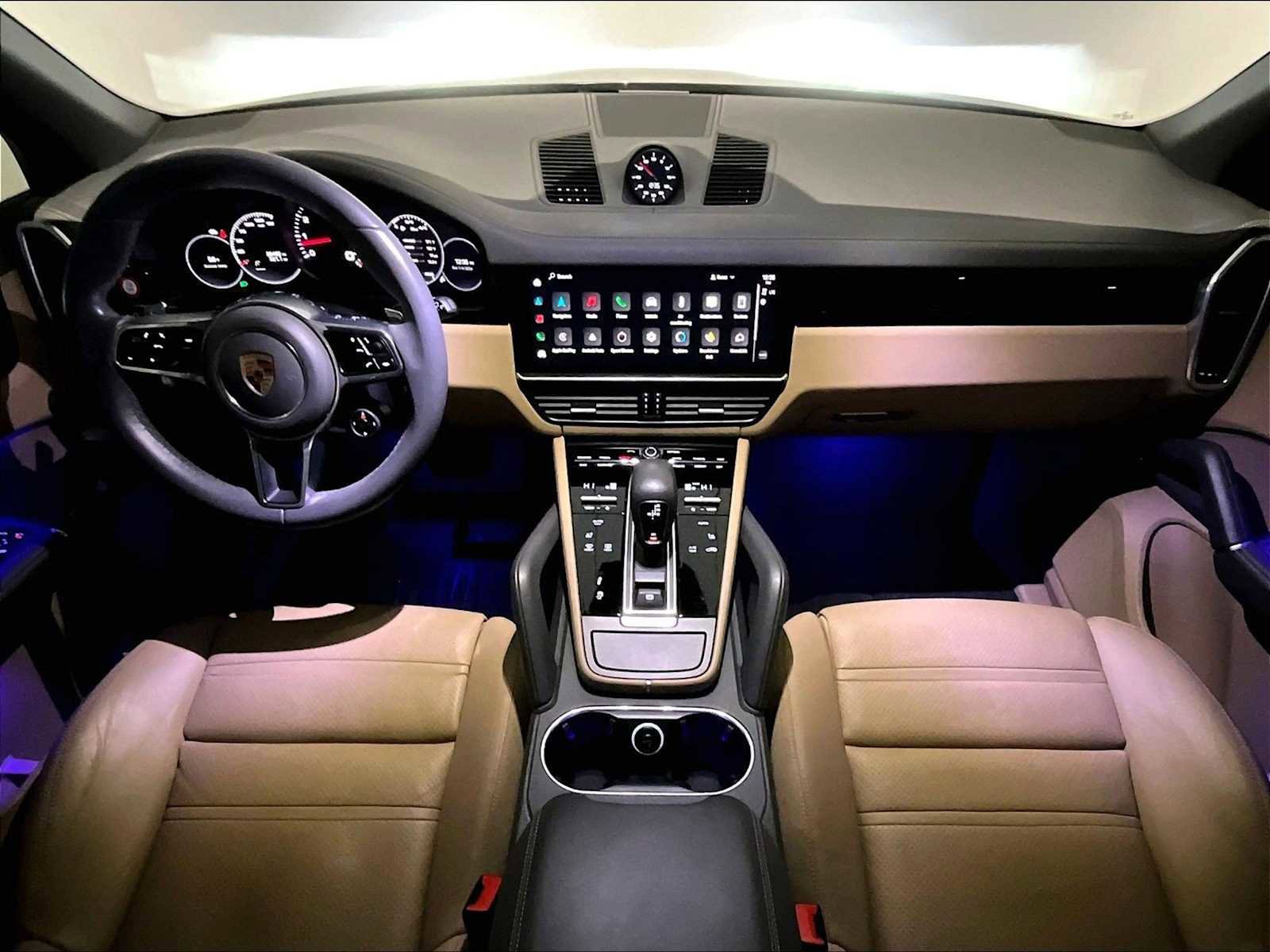 Used 2023 Porsche Cayenne image 17