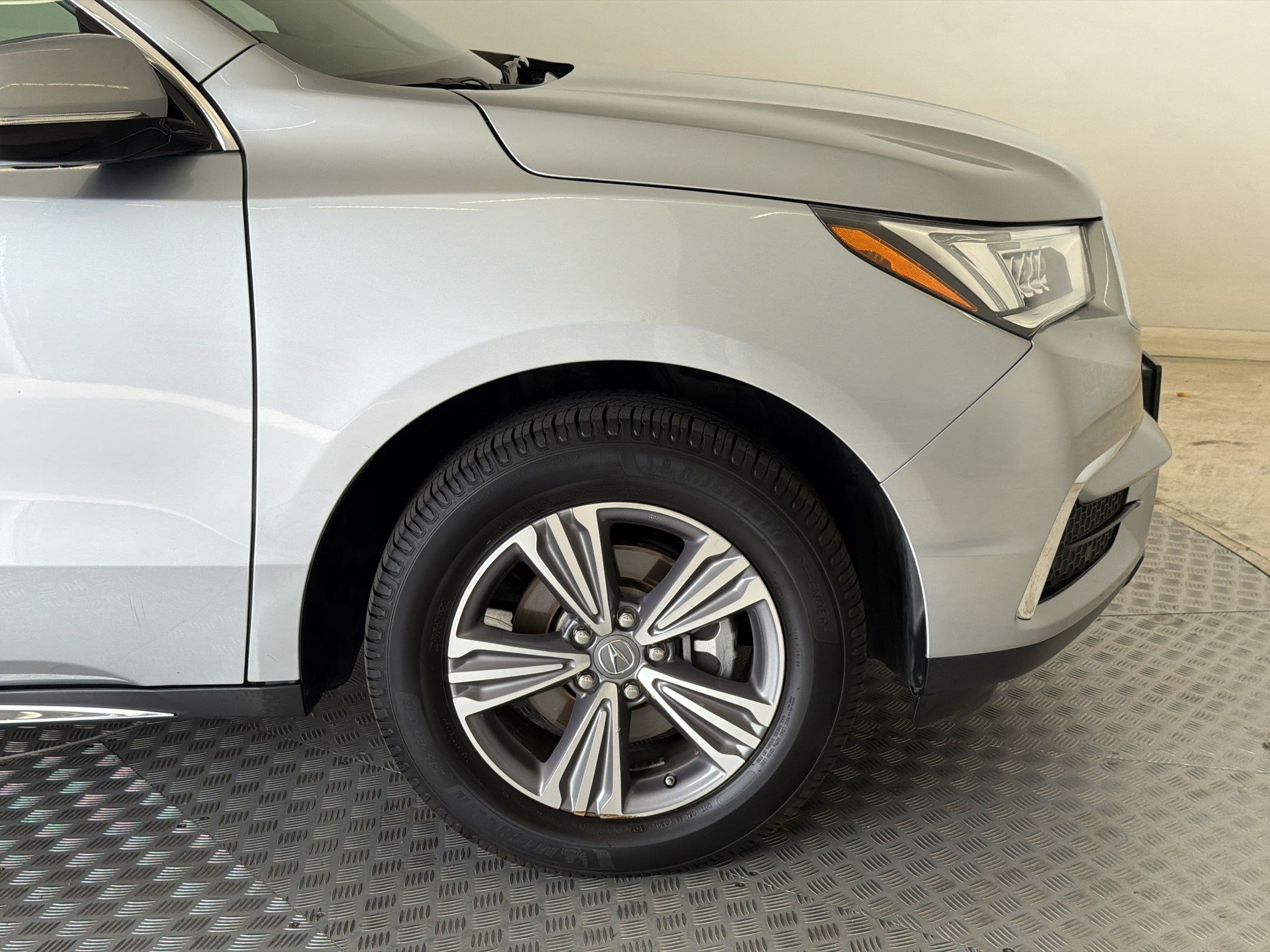 Used 2019 Acura MDX FWD image 13