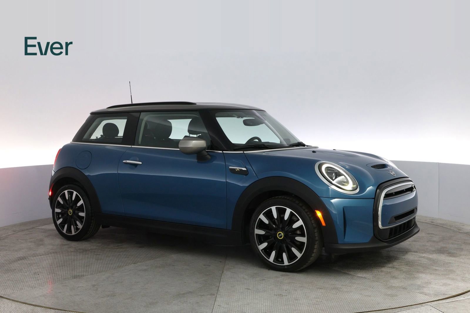 Used 2024 MINI Cooper SE image 14