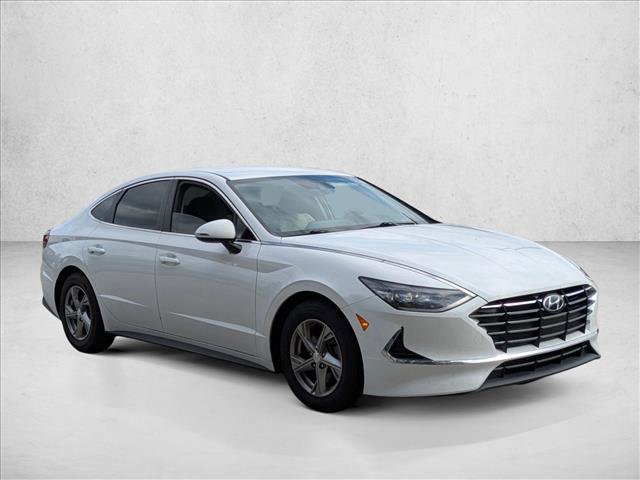 Used 2023 Hyundai Sonata SE w/ Cargo Package image 3
