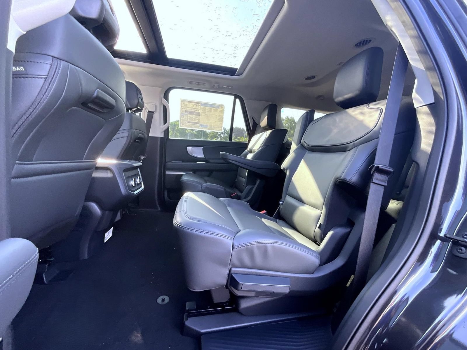 New 2027 Ford Expedition Active AWD/4WD image 25