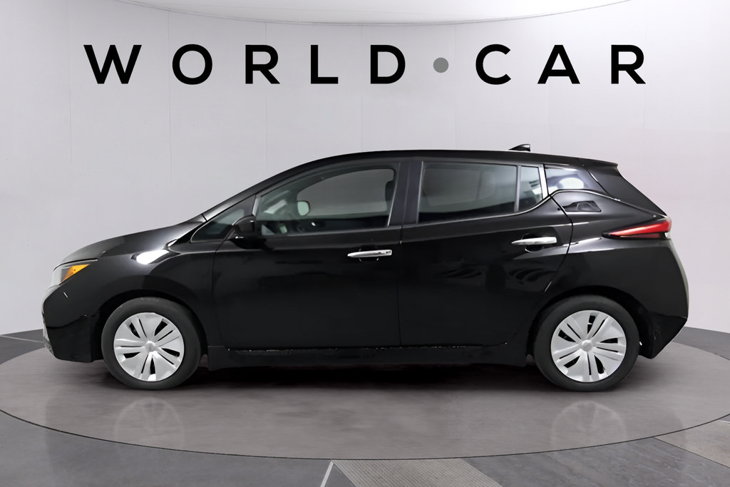 Used 2025 Nissan Leaf S FWD image 10