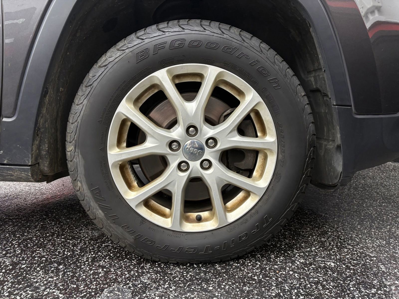 Used 2018 Jeep Cherokee Latitude Plus w/ Cold Weather Group image 15