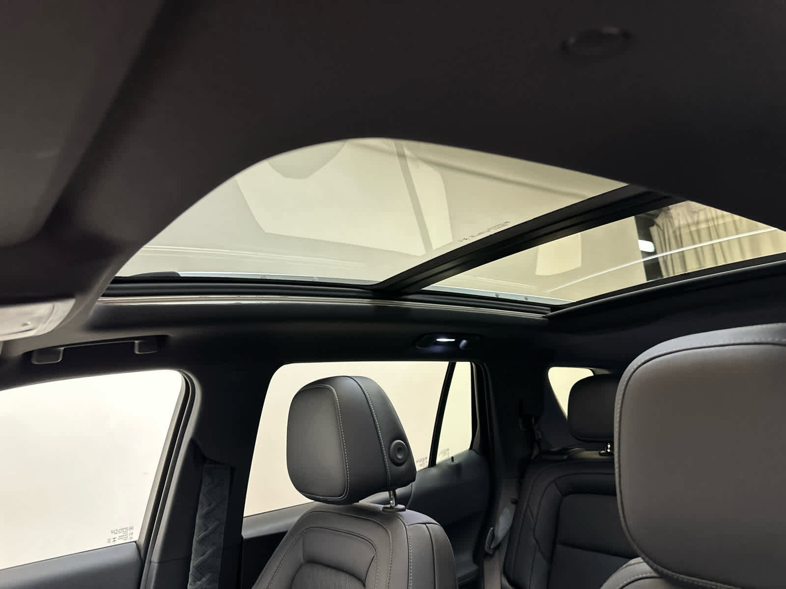 Certified 2025 Chevrolet Equinox LT w/ Convenience Package II image 5