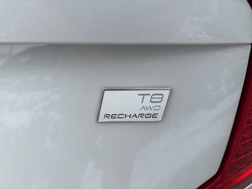 Certified 2024 Volvo XC90 T8 Ultimate w/ Protection Package Premier image 7