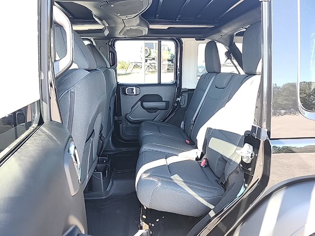 New 2026 Jeep Wrangler Unlimited Sport AWD/4WD image 18