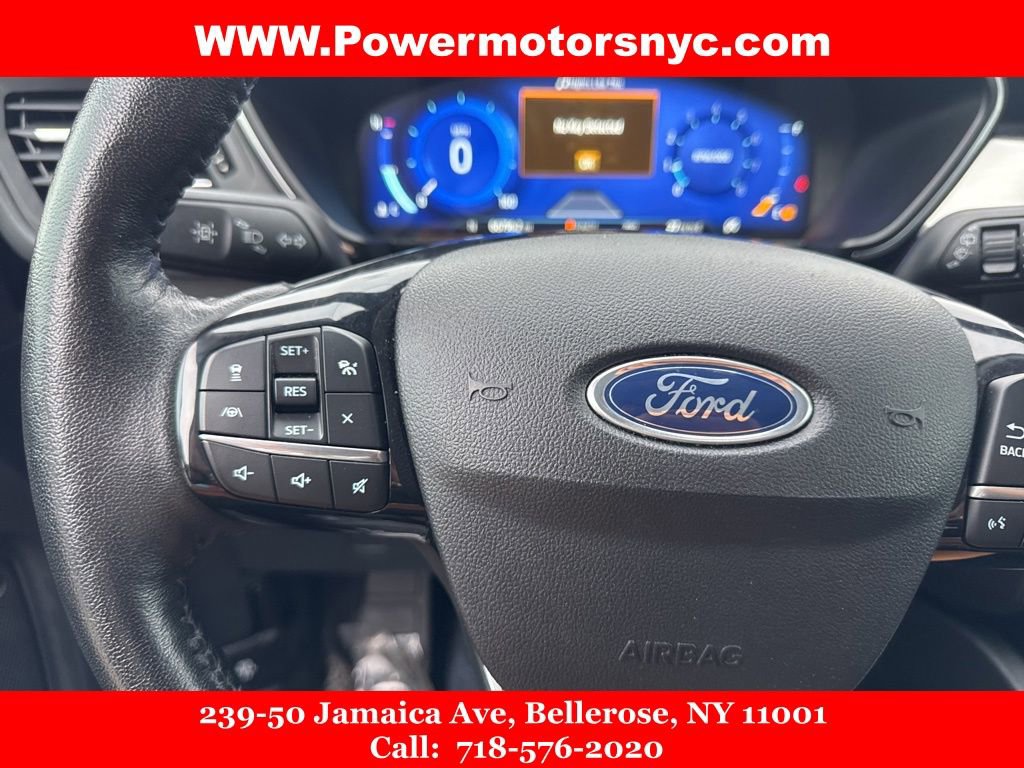 Used 2021 Ford Escape Titanium image 35