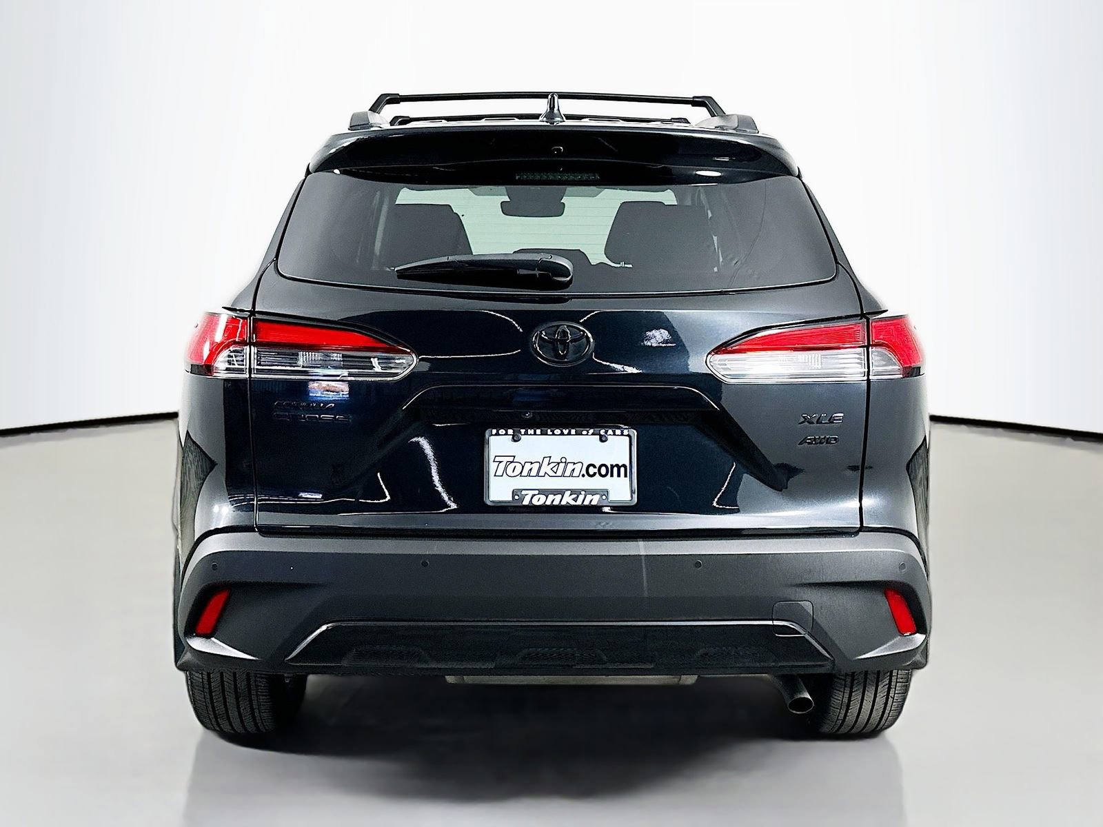 Certified 2023 Toyota Corolla Cross XLE w/ Black Badges Package (TMS) image 6