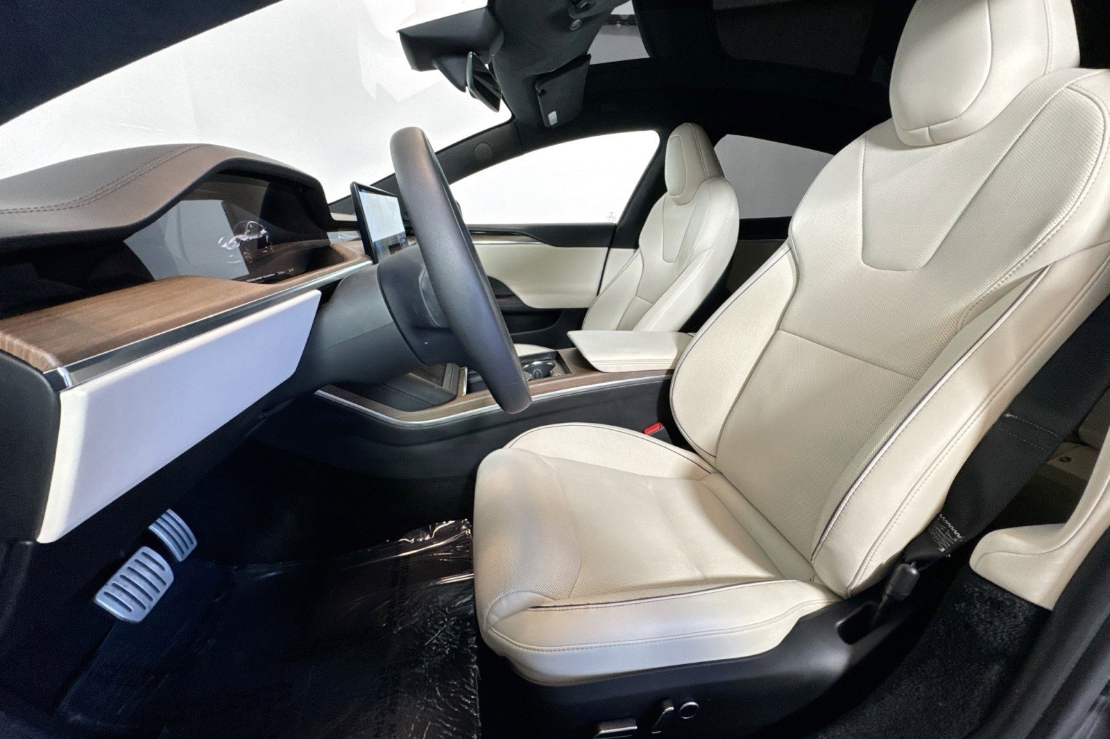 Used 2021 Tesla Model S Plaid AWD/4WD image 18