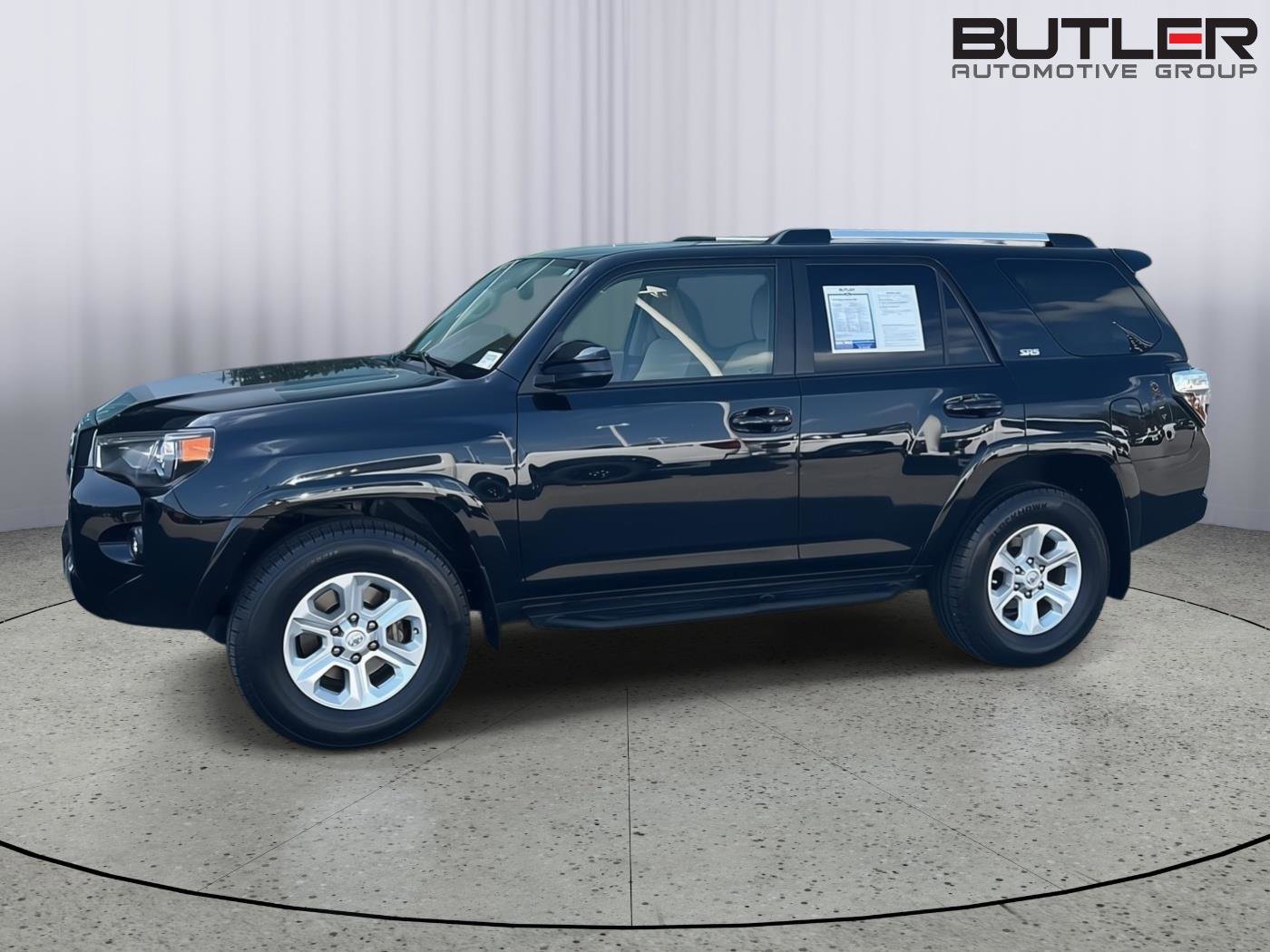Used 2021 Toyota 4Runner SR5 image 3