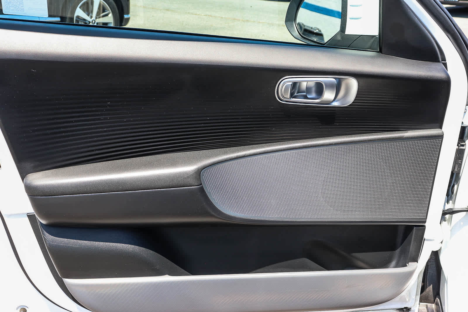 Used 2024 Hyundai Ioniq 6 SE RWD image 25