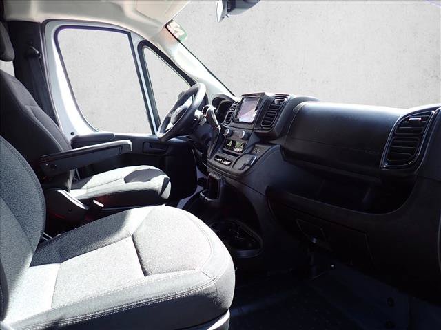 Used 2025 RAM ProMaster 2500 w/ U-Haul Equipment Group FWD image 11